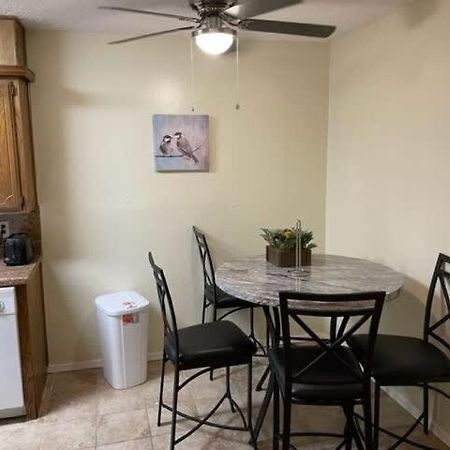 Charming 1-Br Upstairs Apartment Near Fort Sill! Lawton Esterno foto